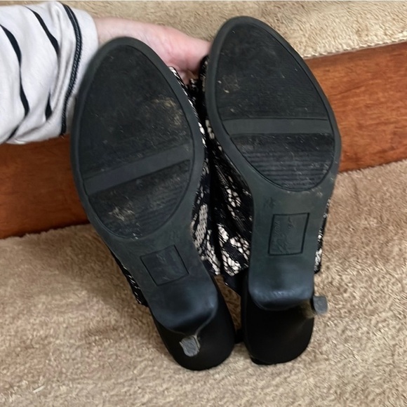 Fioni Night Lace Heels Women's Sandals Size 7.5 - Picture 9 of 9